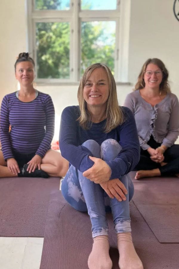 Winnie Winnetu | Personal Yoga Coach